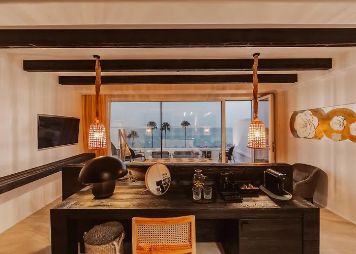 Kaliva Suites - Adults Only