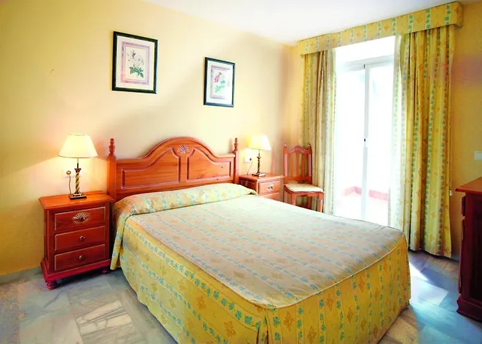 Aparthotel Ona Campanario Sitio de Calahonda