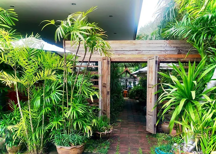 Smile Hua-Hin Resort - Sha Plus Hua Hin