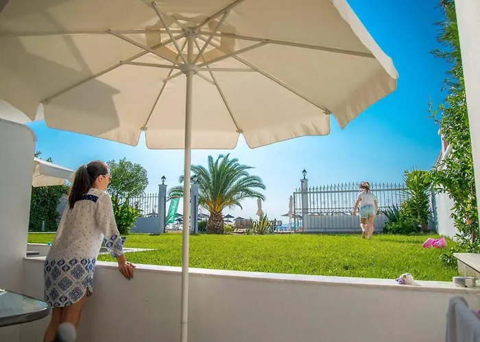 Villa Mediterrane Hotel Nea Iraklitsa