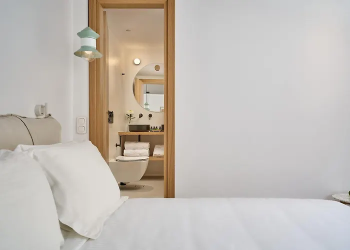 Adorno Beach Hotel And Suites Ornos 