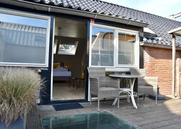 Hofje Van Maas Zandvoort