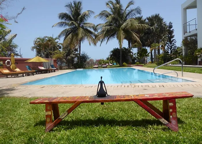 Leo'S Beach Hotel - Adults Only Brufut