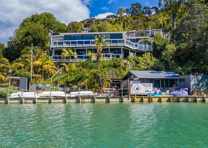 Kawau Lodge Boutique Resort