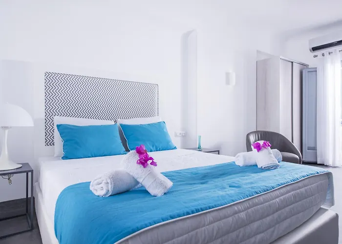 Blue Waves Suites & Apartments Kamári