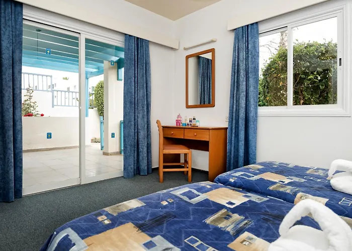 Sunny Hill Hotel Apartments Klorakas