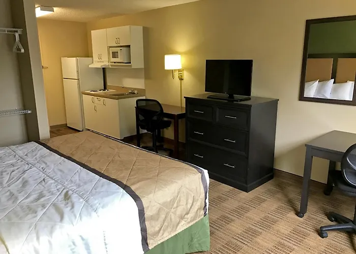 Extended Stay America Select Suites - Detroit - Farmington Hills