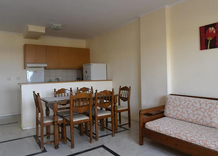 Esperides Beach Hotel Apartments Stalós