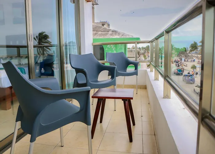 Playa Linda Hotel