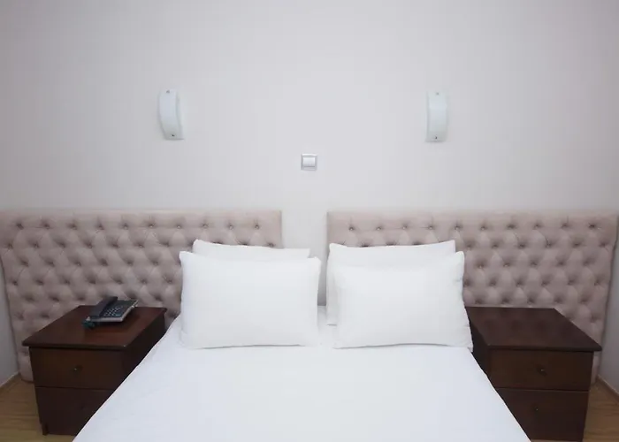 Hotel Mount View Ayia Varvara
