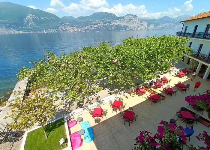 Hotel S.Maria Brenzone sul Garda