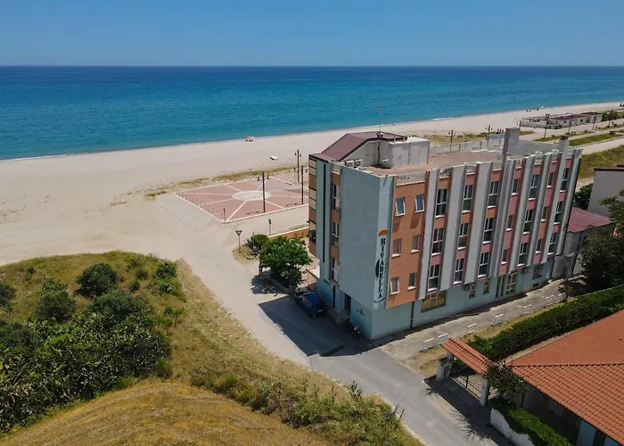 Hotel Rivabella Davoli