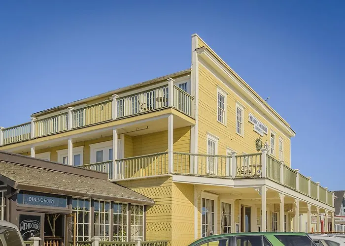 Mendocino Hotel & Garden