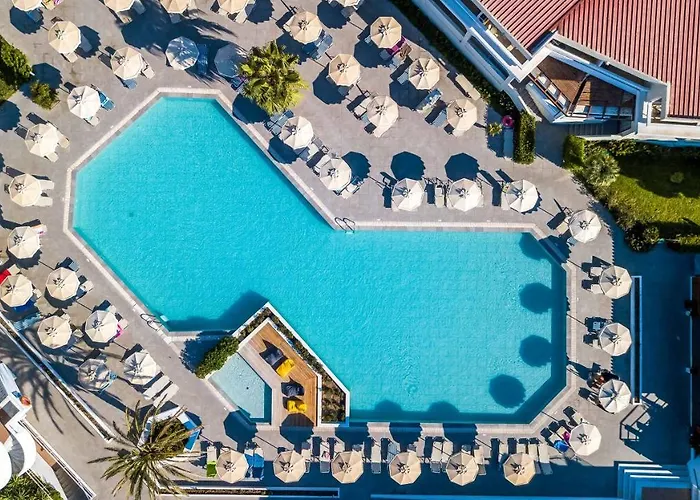 Hotel Niriides Beach