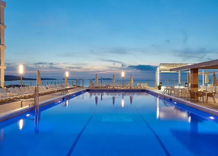 Aparthotel Nereida San Antonio 