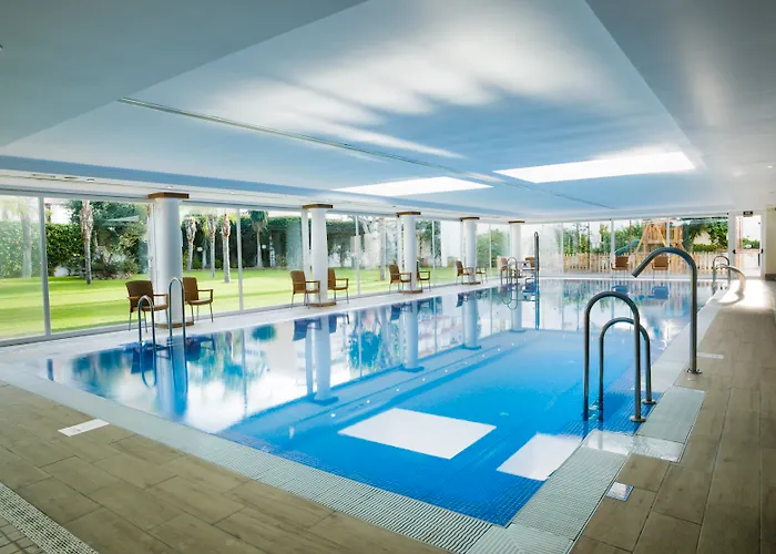 Hotel Monarque Cendrillon