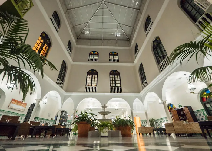 Hotel Senator Cadix