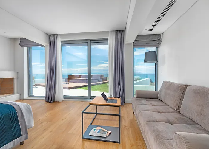 Glyfada Riviera Hotel