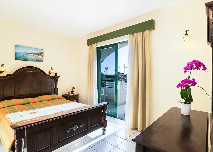 Trefon Hotel Apartments And Family Suites Platanes 