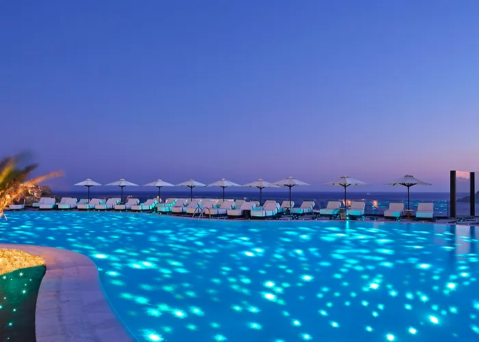 Royal Myconian - Leading Hotels Of The World Elia 