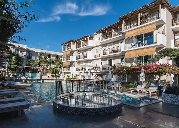 Iniohos Zante Hotel & Suites