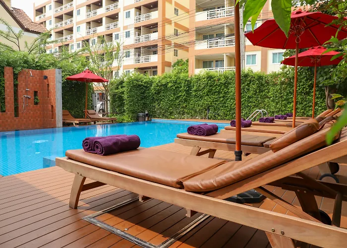 Golden Sea Pattaya