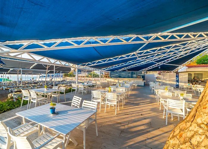 Queen'S Park Resort Goeynuek Kemer