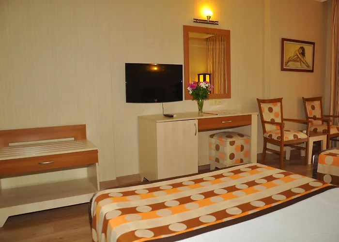 Stella Beach Hotel Ultra All Inclusive Okurcalar