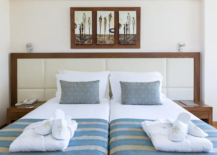 Golden Bay Beach Hotel Lárnaca