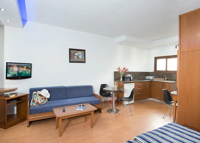 Loutsiana Deluxe Apts Agia Napa