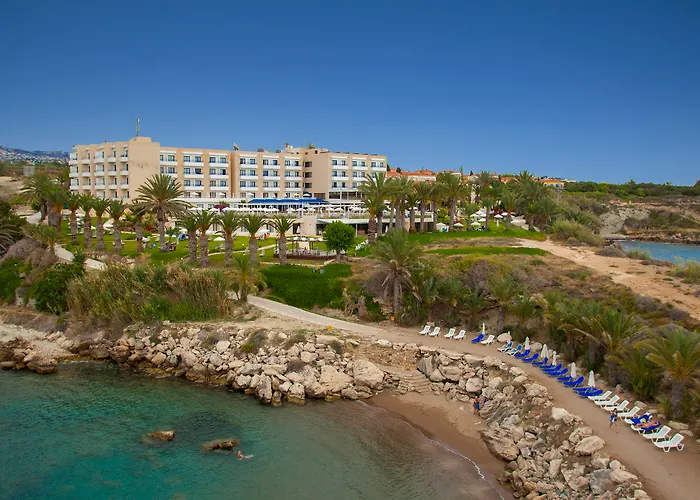 Queens Bay Hotel Kissonerga