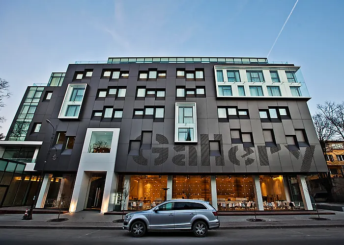 Graffit Gallery Design Hotel Warna