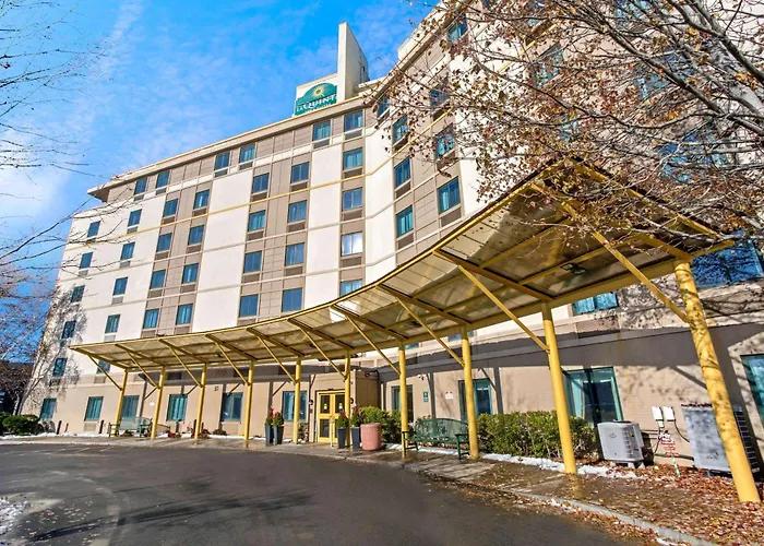La Quinta By Wyndham Boston Somerville