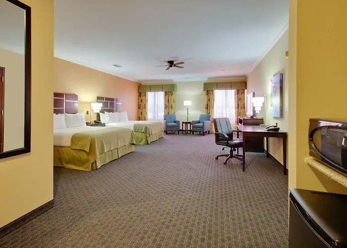Holiday Inn Houston East- By Ihg