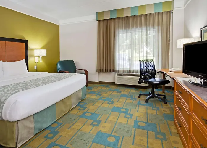 Hotel La Quinta By Wyndham Ft. Lauderdale Airport Hollywood