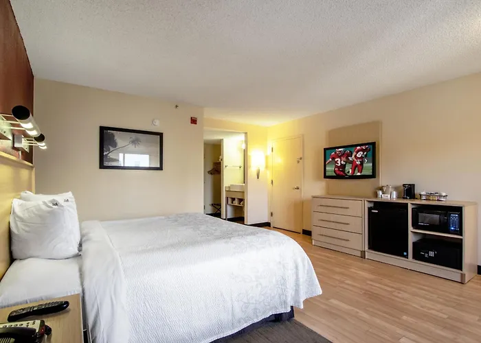 Red Roof Inn Plus+ West Palm Beach