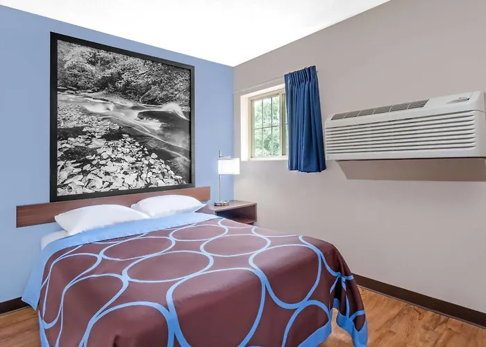Super 8 By Wyndham Oneonta/Cooperstown