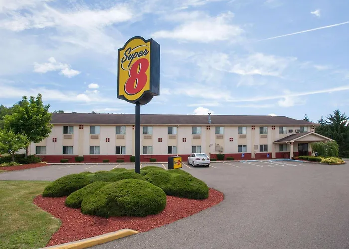 Super 8 By Wyndham Sidney Ny