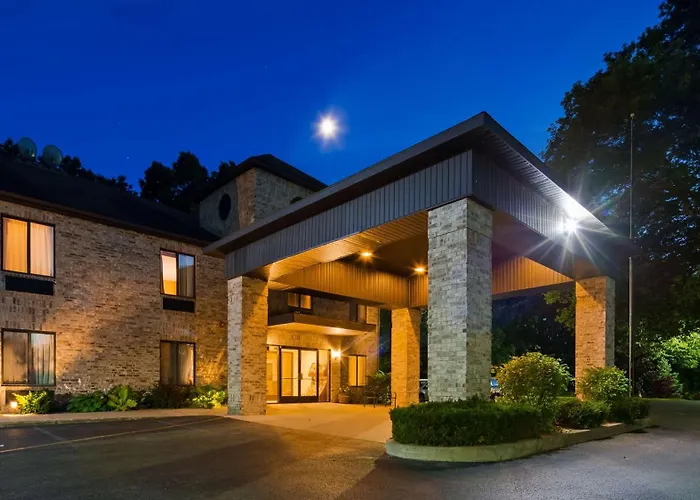 Best Western Plaza Hotel Saugatuck