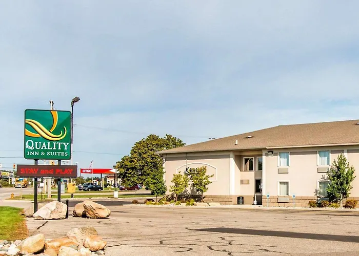 Quality Inn & Suites Next To The Casino Ceresco