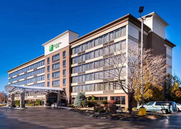 Holiday Inn Hotel & Suites Warren By Ihg