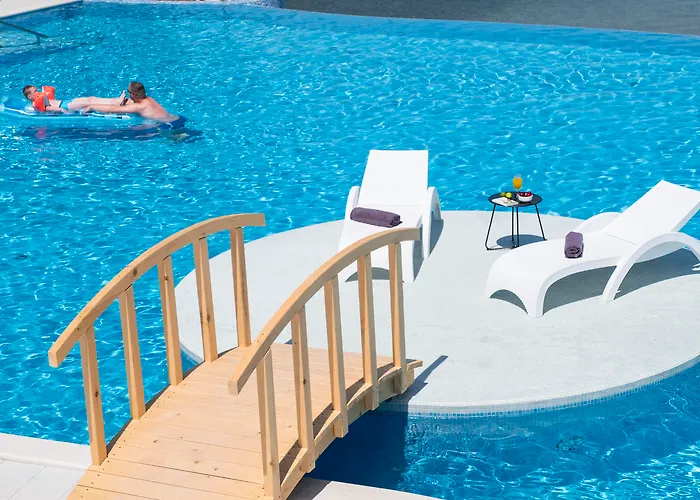 Aminess Vival Port9 Resort Medvinjak