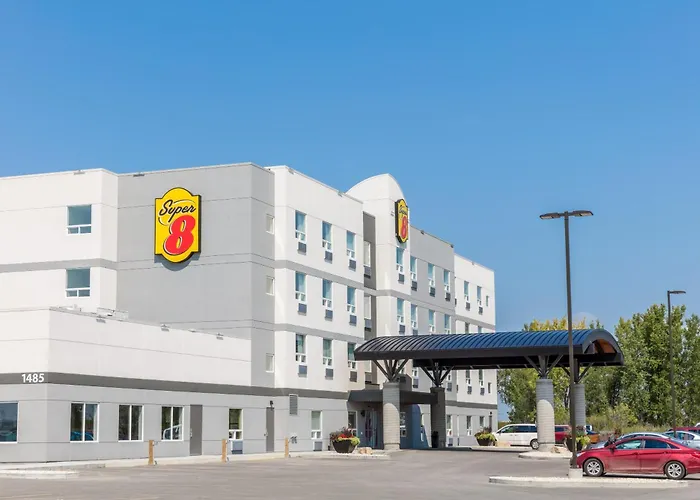 Super 8 By Wyndham Winnipeg East Mb