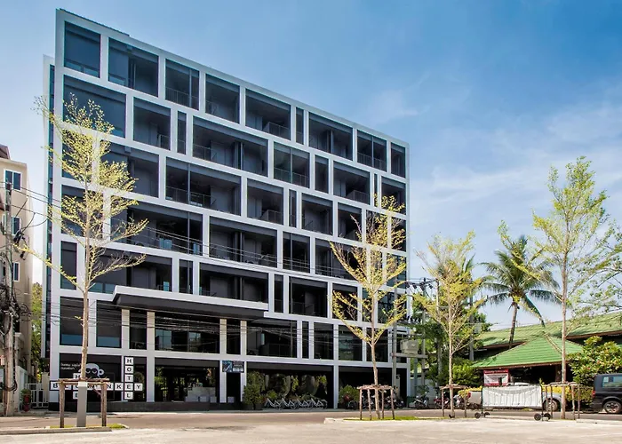 Blu Monkey Hub And Hotel Phuket Town- Free All Day Coworking Space