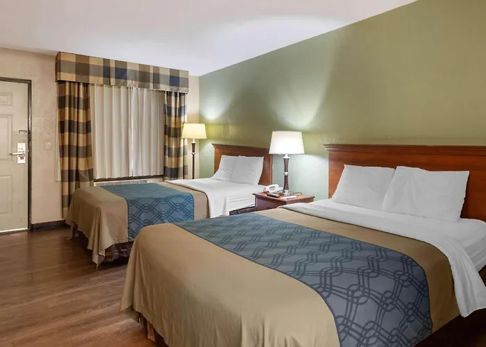 Econo Lodge Belton - Kansas City South