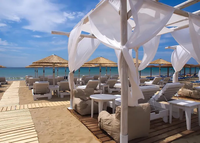 Amaryllis Beach Hotel