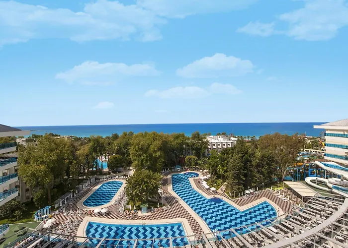 Botanik Platinum Hotel Okurcalar
