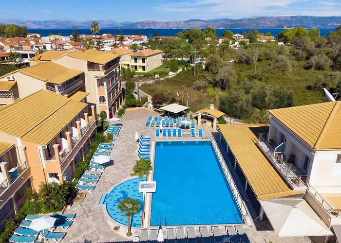 Kavos Plaza
