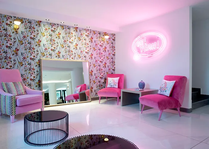 Alley Boutique Hotel And Spa