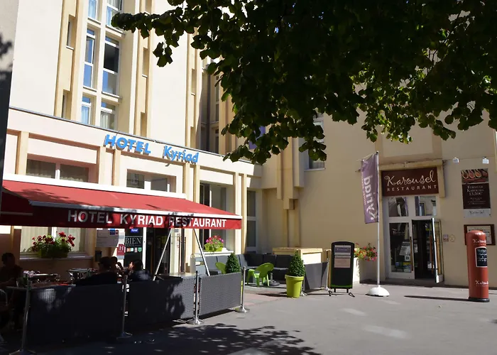 Kyriad Metz Centre - Restaurant Moze